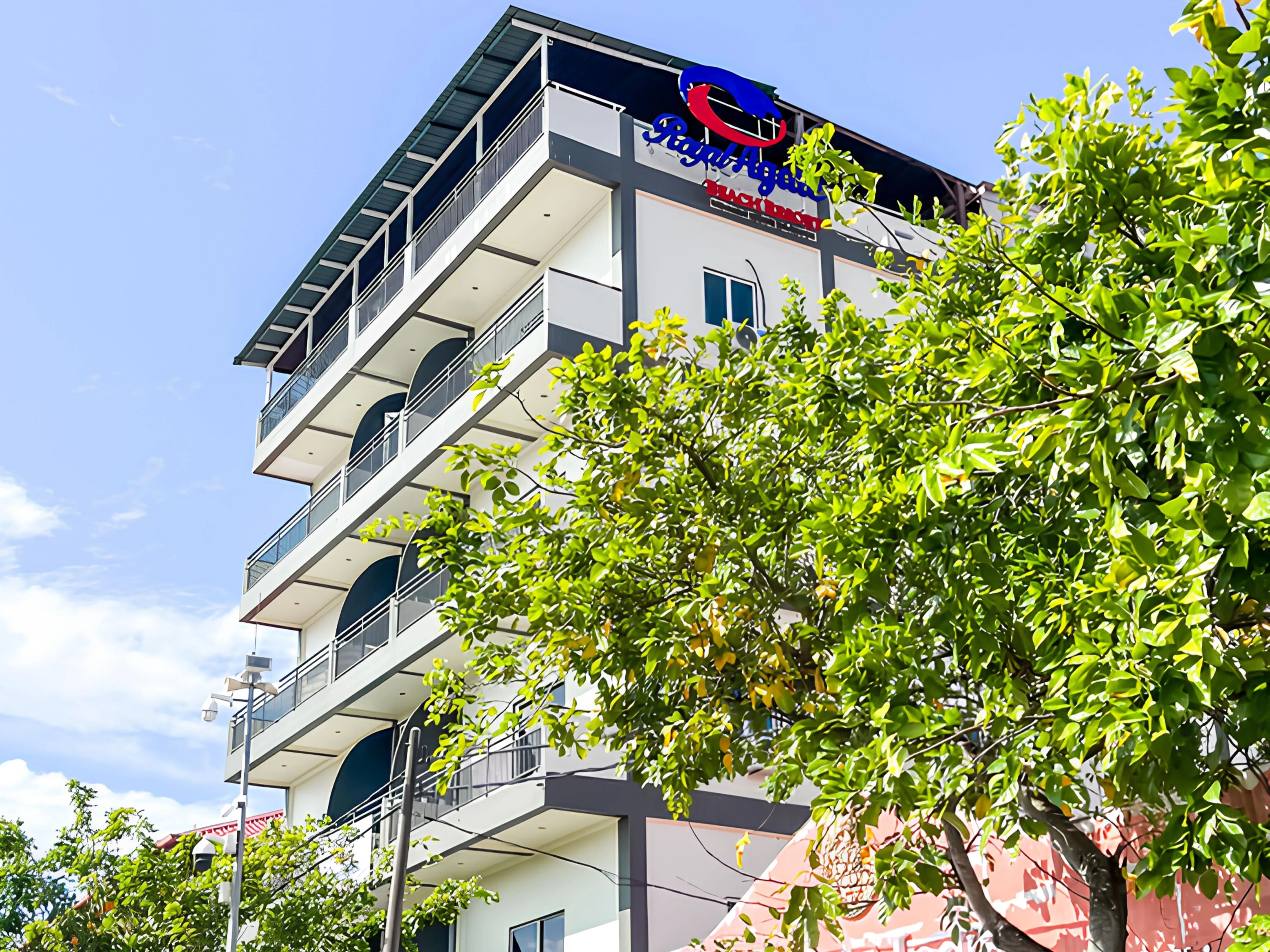 RABR Exterior