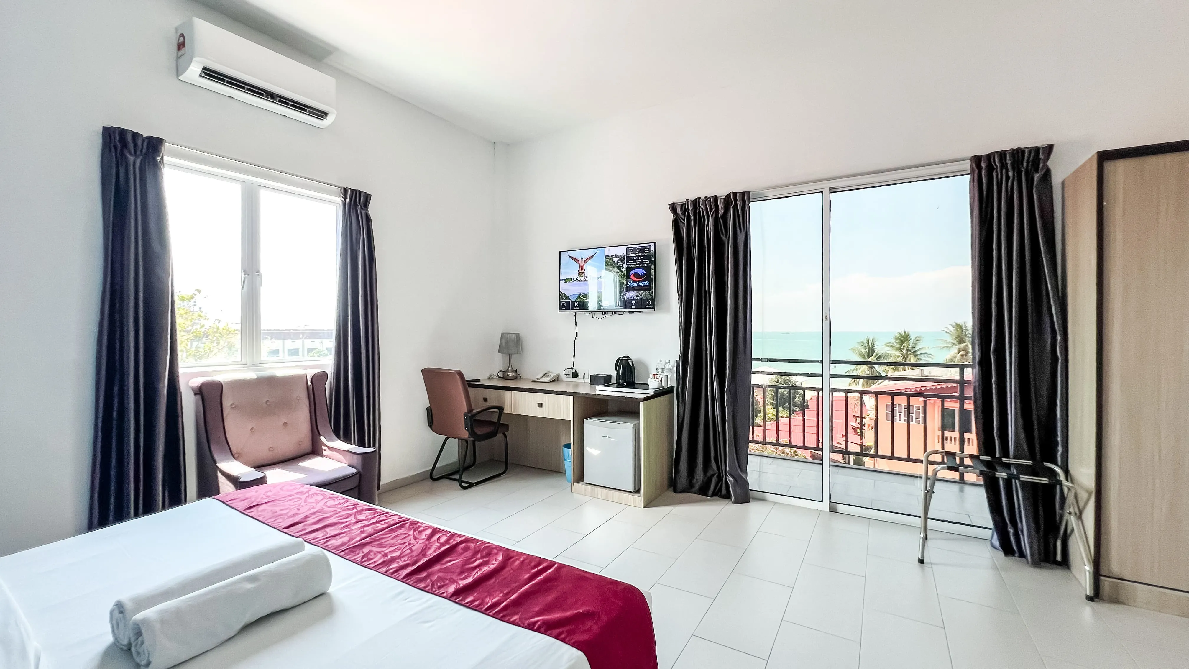 Seaview Deluxe